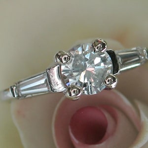 0.92ctw Beautiful Estate Diamond Engagement Ring image 1
