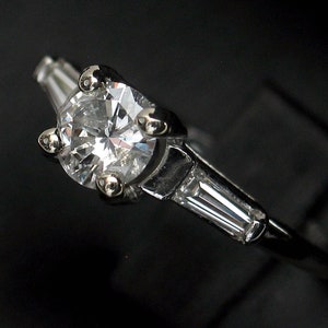 0.92ctw Beautiful Estate Diamond Engagement Ring image 7