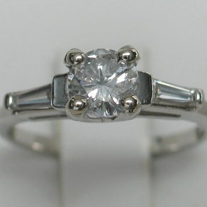 0.92ctw Beautiful Estate Diamond Engagement Ring image 9