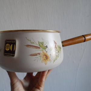 Lechera Silit vintage: decoración de cocina esmaltada de mediados de siglo