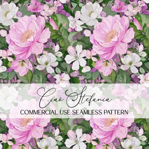 Op de afbeelding: Een naadloos bloemenpatroon met grote roze pioenrozen, witte bloemen en groene bladeren. Het ontwerp bevat de tekst "Ciao Stefania" en "COMMERCIAL USE SEAMLESS PATTERN" in een banner. Het patroon heeft een botanisch thema.