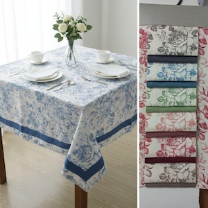 Tischdecke mit Blumenmuster und innenliegender Rüsche. 100 % Baumwolle, maßgefertigt. Erhältlich in ovaler, quadratischer oder rechteckiger Ausführung. Hergestellt in Italien.