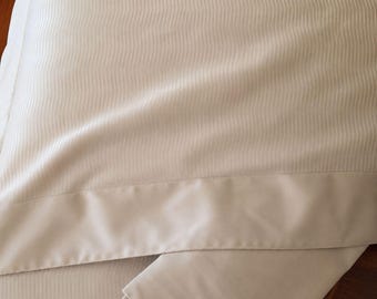 Beige bedding set. 100% sateen cotton 300TC. Wave pattern sheets. Custom size. Luxury sheets. Very fine fabric. Made in Italy