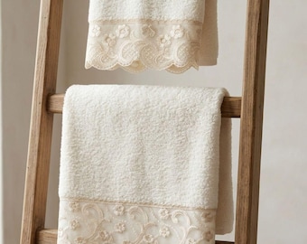 Lace towel. Set of 5 with hand towel, guest towel, bath sheet. Made in Italy. Lace set towel, vintage style, beautiful gift idea!