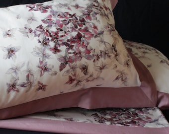 Floral bedding. The set includes: flat sheet+fitted sheet+pillow cases. Custom bed sheets, 100% sateen. Pink bedding, Wedding gift idea