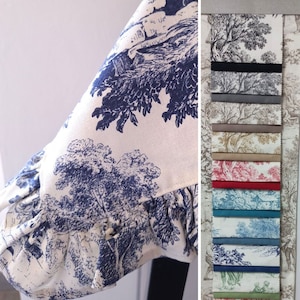 Ruffled toile de jouy tablecloth. 100% cotton. Toile de Jouy colored. Round, oval, square, rectangular. Custom size. Italian tablecloth