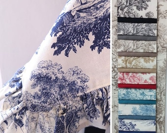 Ruffled toile de jouy tablecloth. 100% cotton. Toile de Jouy colored. Round, oval, square, rectangular. Custom size. Italian tablecloth