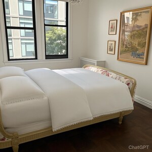 Lace duvet cover. Satin or cotton fabric and macramé lace. Choose the color of the fabric. Made in Italy. Custom size duvet cover.