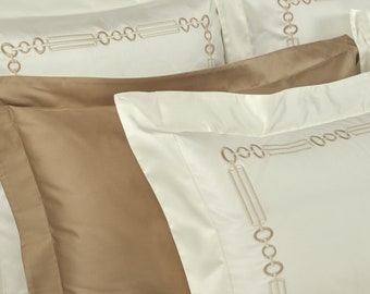 Luxury duvet cover with embroidery. Made in Italy. Elegant embroidered satin duvet cover