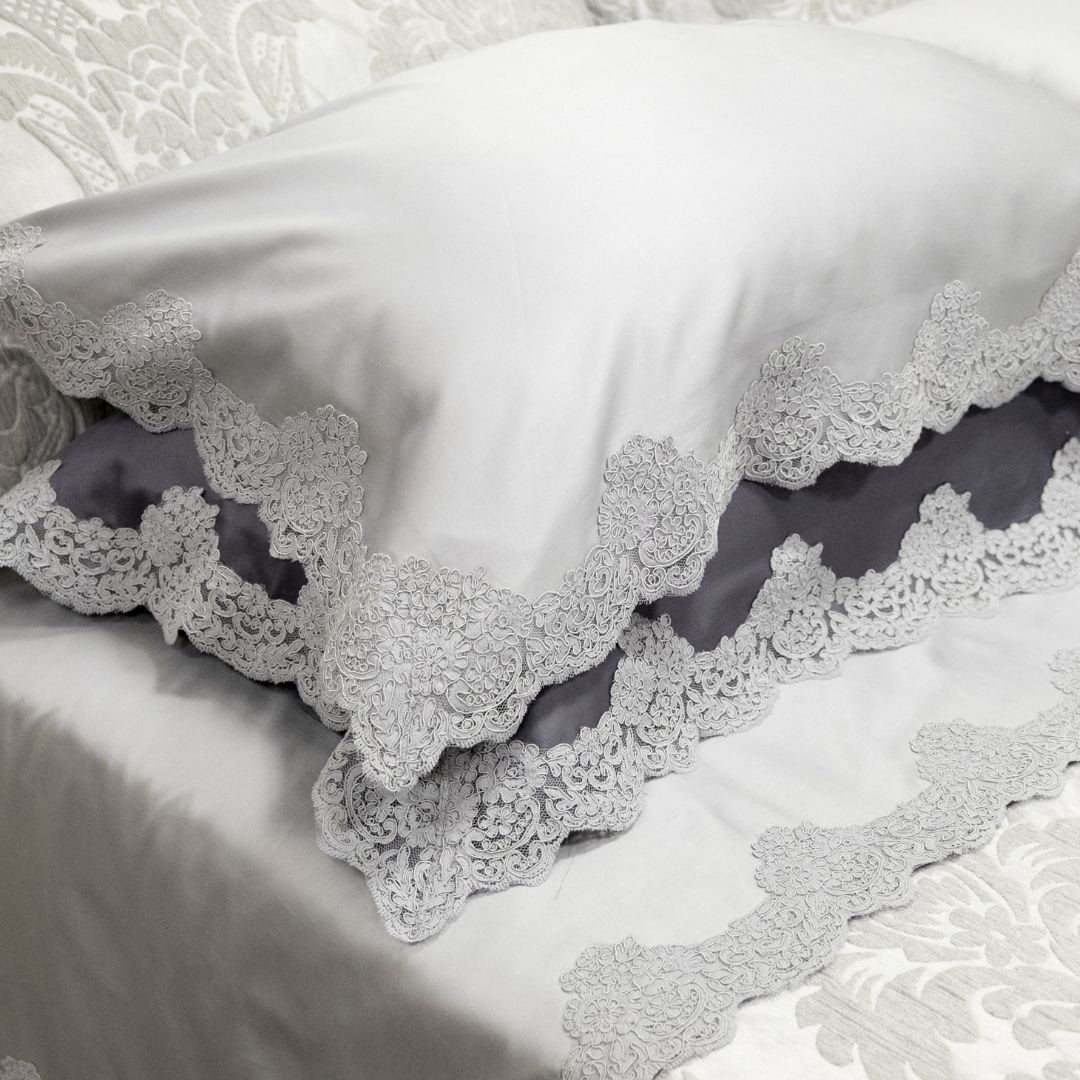 Couvre-lit Majestueux En Lin Et Organza – Broderies Entaille – Taille Double