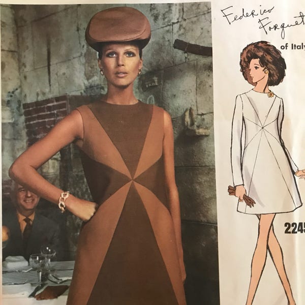 RARE vintage 1969 A Line Jewel Neck Vogue Coutourier Design  2245 Pattern UNUSED Size 12