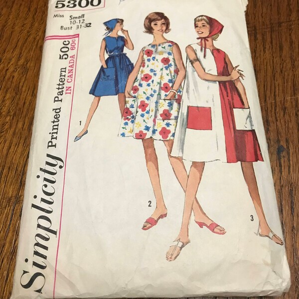 Vintage 1960s dress and scarf pattern size small