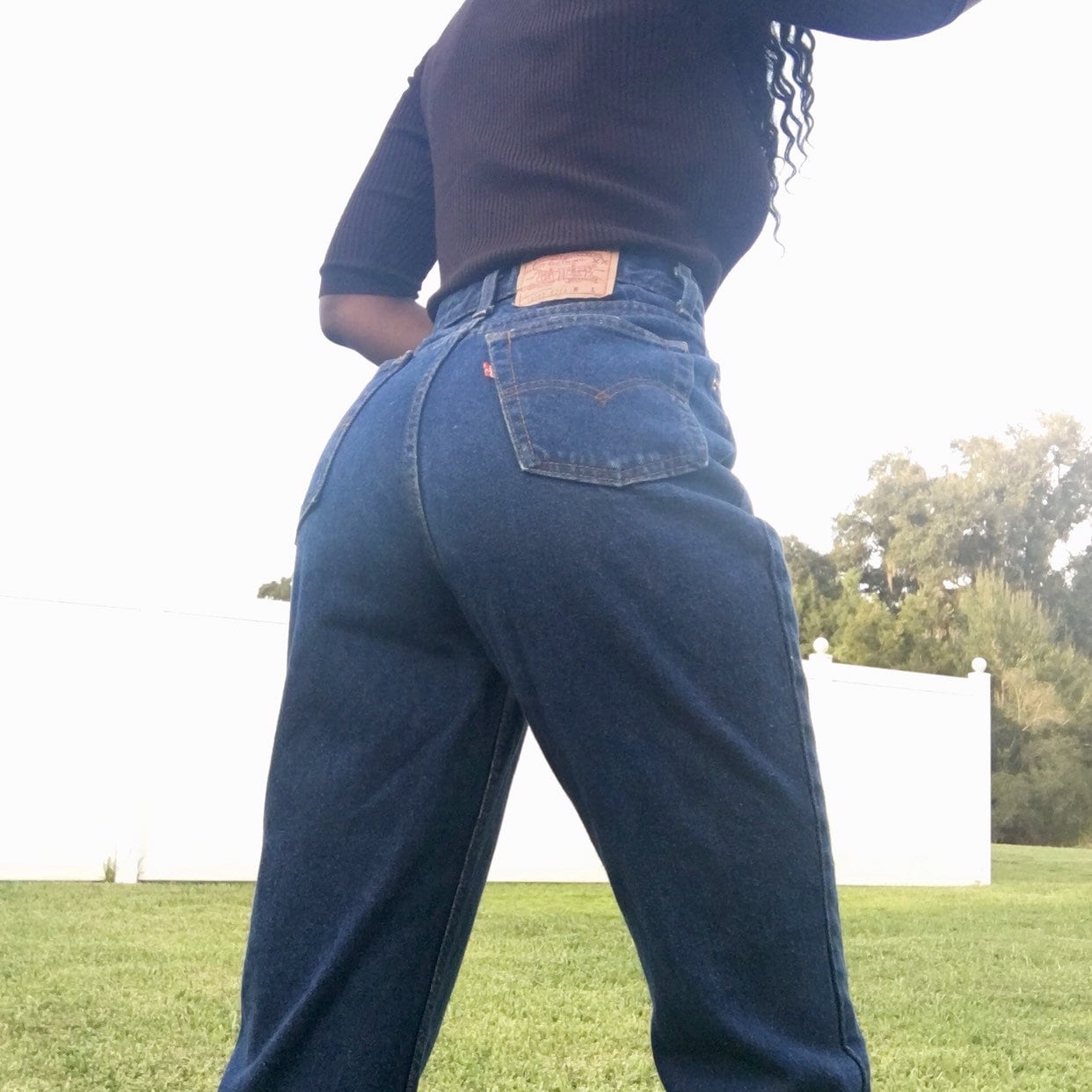 levi's high rise mom jeans