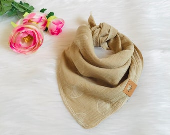 Foulard enfant en mousseline, 45 x 45 cm ou 50 x 50 cm, beige/ginkgo (également avec nom)