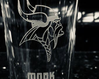 Custom Etched Pub Glass, Custom Etched Pint Glass, Sandblasted Glass, Personalized Glasses