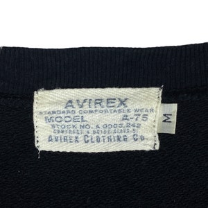 Vintage 90-tals Avirex USN Stonewashed Sweatshirt Rund hals Röd Stor Logotyp Pullover Tröja Storlek XL bild 5