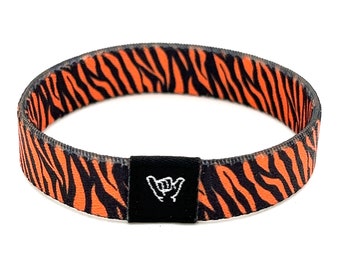 Tiger Stripe Hang Loose bracelet