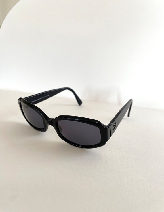Sergio Tacchini Italian Genuine Vintage Rectangular Black  display picture 1