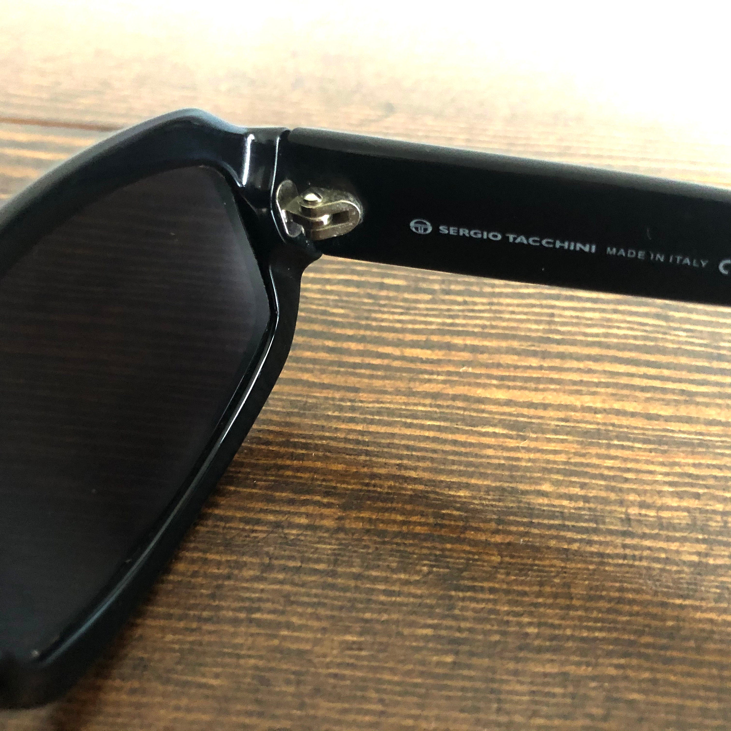 Sergio Tacchini Italian Genuine Vintage Rectangular Black  display picture 1