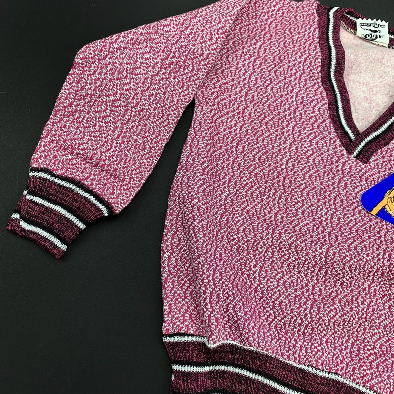 Age 2-3 years vintage 1960\u2019s NEW unworn v neck jumper