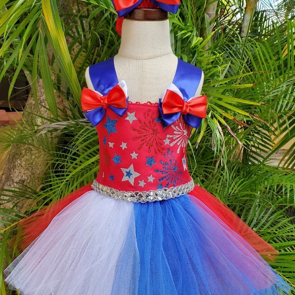 4th of July girls patriotic dress Red white blue toddler dress Flower girl Patriotic Baby dress Tutu Dress Birthday dress Size 0m-10y