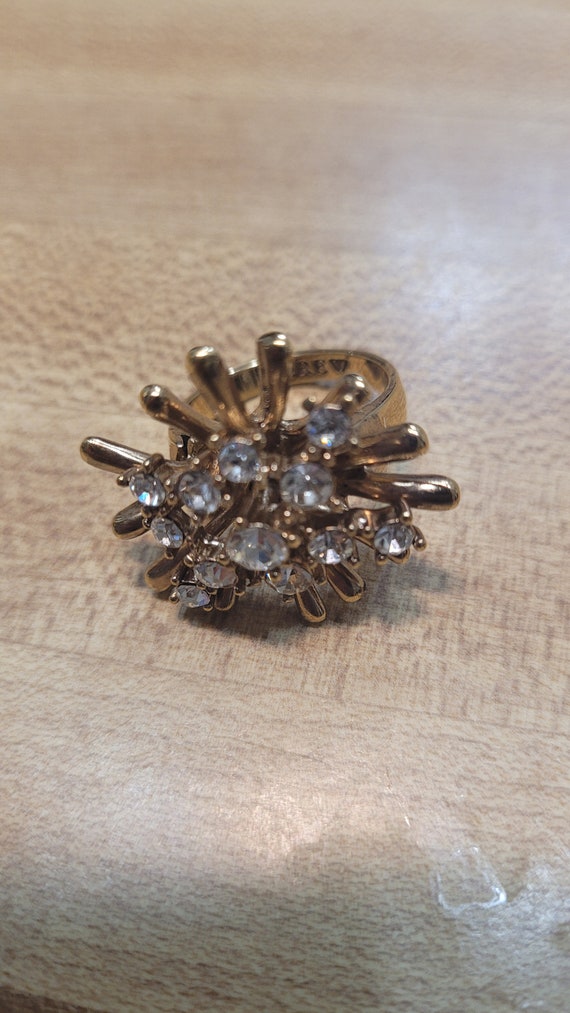 Gold finish Starburst Ring by J Crew Size 7.5 - image 7