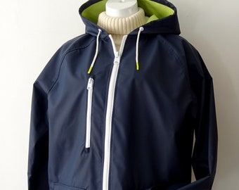 A Large BDG Urban Outfitters Navy WATERPROOF Rubberised RAIN Jacket/Coat with Hood...Unisex 50" Chest...Unworn.