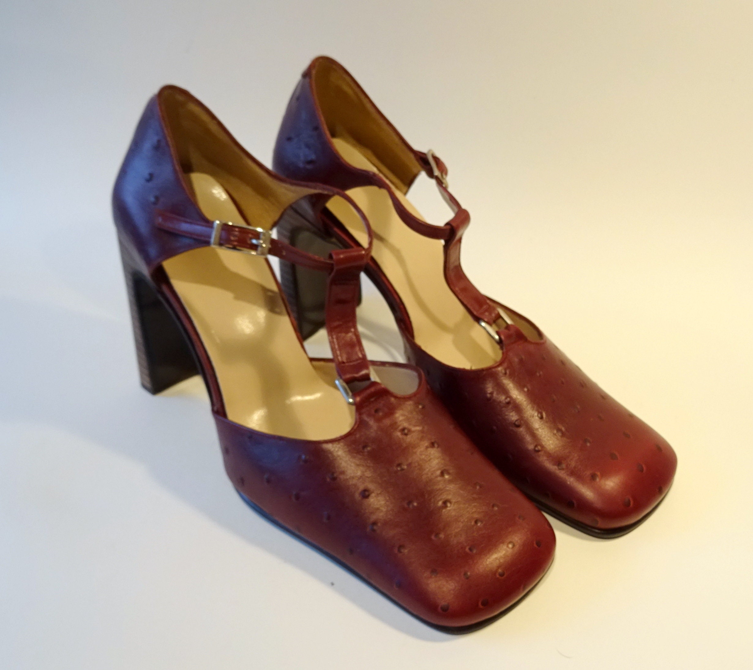 Best fake deals designer shoes
