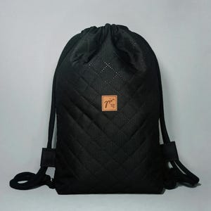 Zaino trapuntato nero con coulisse: zaino da palestra idrorepellente