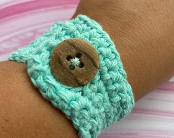 Seven Layers Crochet Bracelet in Mint Green / Ready to Ship