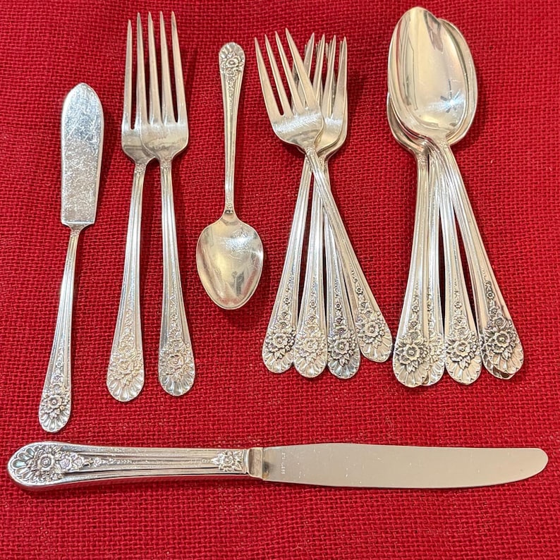 International Silver Jubilee Flatware • 1953 Silverplate • Replacement ...