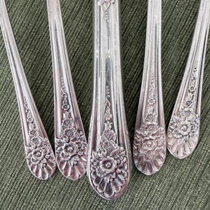 International Silver Jubilee Flatware • 1953 Silverplate • Replacement Pieces • Mid-Century Floral Pattern