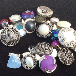 Button Charm Bracelet, Antique Glass and Metal Buttons, with Vintage Style Buttons