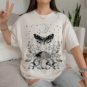 Moth Shirt Cottagecore Shirt Cottage Core Shirt Goblincore Clothing Botanical Shirt Mushroom Shirt Cottagecore Clothes Dark Cottagecore