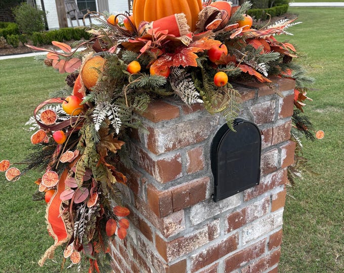 Fall Pumpkin Garland, Autumn Mantle Garland, Thanksgiving Centerpiece, Fall Mailbox Swag, Fall Door Swag, Fall Mirror Decor, Fall Decor