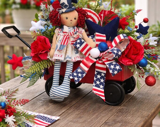 Primitive Patriotic Doll Centerpiece, Americana 4th of July Table Decor, Red White Blue Wagon Arrangement, Table Decor, Home Decor