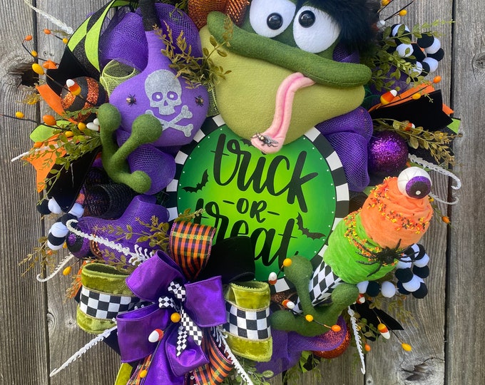 Halloween Wreath, Halloween Decor, Halloween Mesh Wreath, Frog Wreath, Home Decor, Halloween