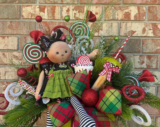 Christmas Centerpiece, Primitive Doll, Home Decor, Christmas Decor, Traditional Christmas, Table Decor, Vintage