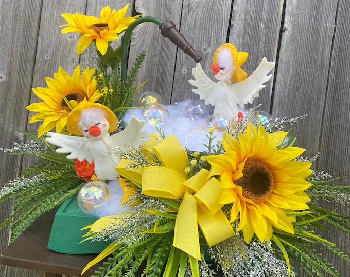 Spring Centerpiece, Duck Centerpiece, Duck Decor, Spring Decor, Home Decor, Table Decor