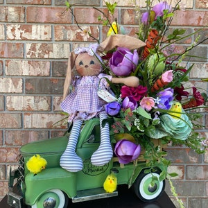 Truck Centerpiece, Easter Centerpiece, Easter Decor, Rabbit Centerpiece, Spring Decor, Home Decor, Table Decor