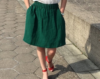 Linen midi skirt, loose skirt, casual skirt with wide elastic waistband, comfortable linen skirt, skirt with pockets, emerald green skirt