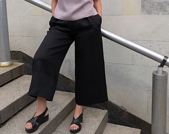 Linen loose trousers, linen capris, loose fit womens pants,natural washed linen capris, black linen trousers, wide linen capris with pockets