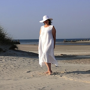 Washed soft oversized sleeveless white linen dress with pockets and belt, loose pure soft linen dress mid length suitable for pregnancy