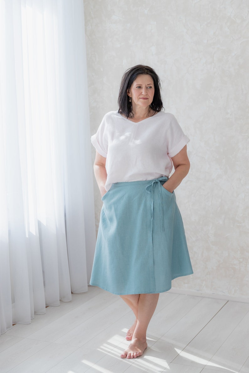 High waist linen wrap short skirt with pockets, loose linen knee length casual skirt, A-line linen everyday skirt MaTuTu Linen Style image 6
