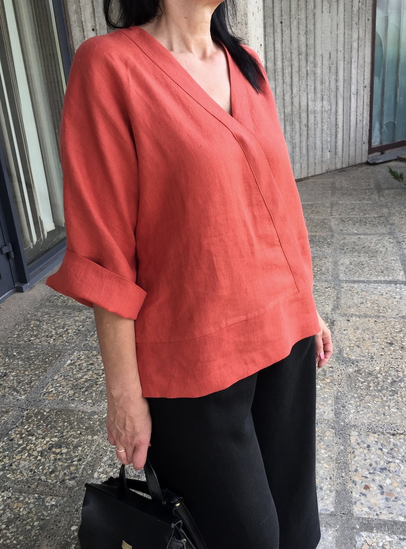 Hauts en lin pour femme - Chemise ample boutonnée à manches courtes - Chemise unie légère et décontractée - Chemisier d'été respirant, bleu marine, S Hauts en lin pour femme - Chemise ample boutonnée à manches courtes - Chemise unie légère et décontractée - Chemisier d'été respirant, bleu marine, S