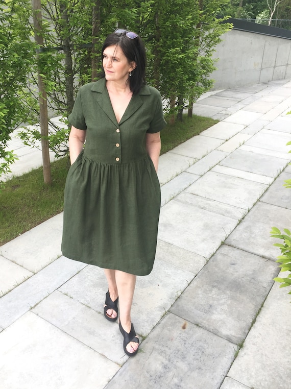 Linen dark moss green loose shirtdress with collar, buttons and pockets, V-neck wide Linen midi dress with short sleeves and front buttons