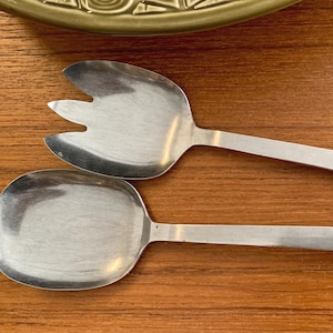 Mid Century Style Salad Servers, Made in Japan of Stainless Steel. Long Length - 27cm