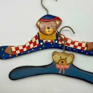 Novelty coat hangers outlet