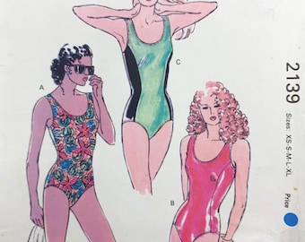 UNCUT Kwik Sew 2139. Misses Bathers/ One Piece Swimsuit Pattern. Szs XS-XL