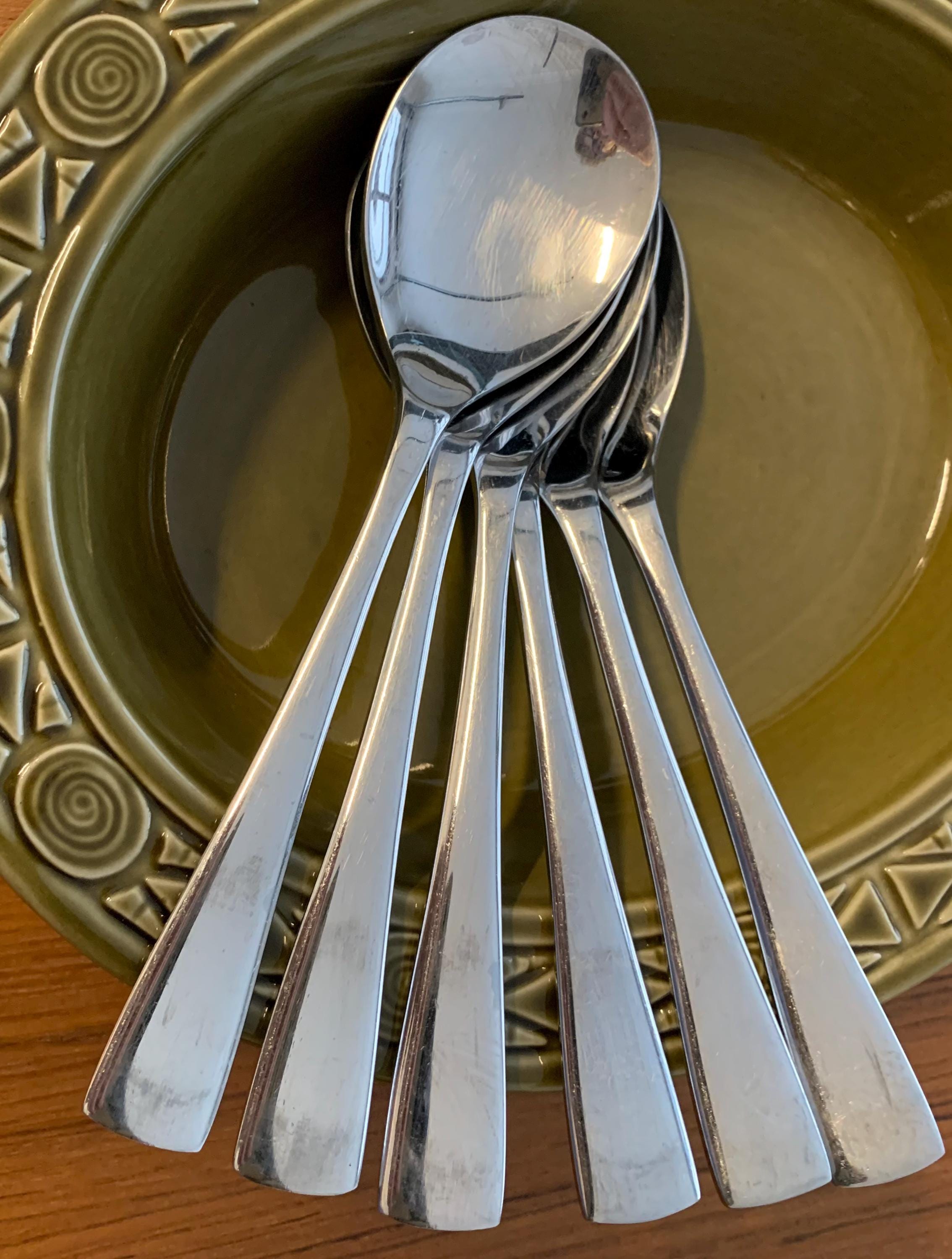 Strachan Silverware UK